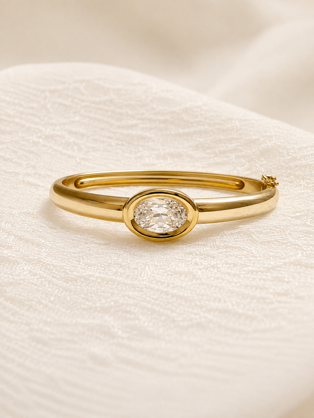 Oval Bezel Bangle