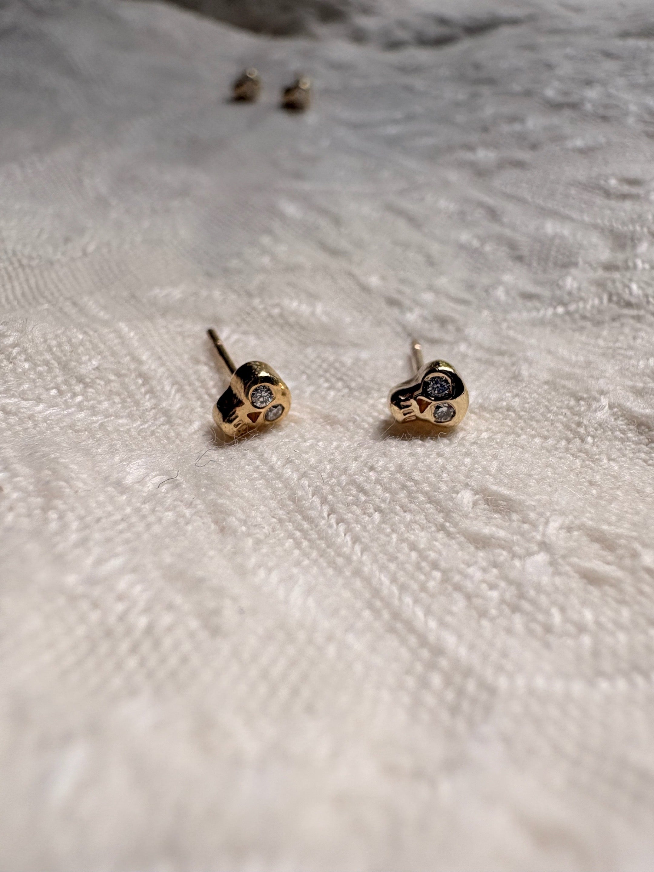 Mini Skull Gold Earrings