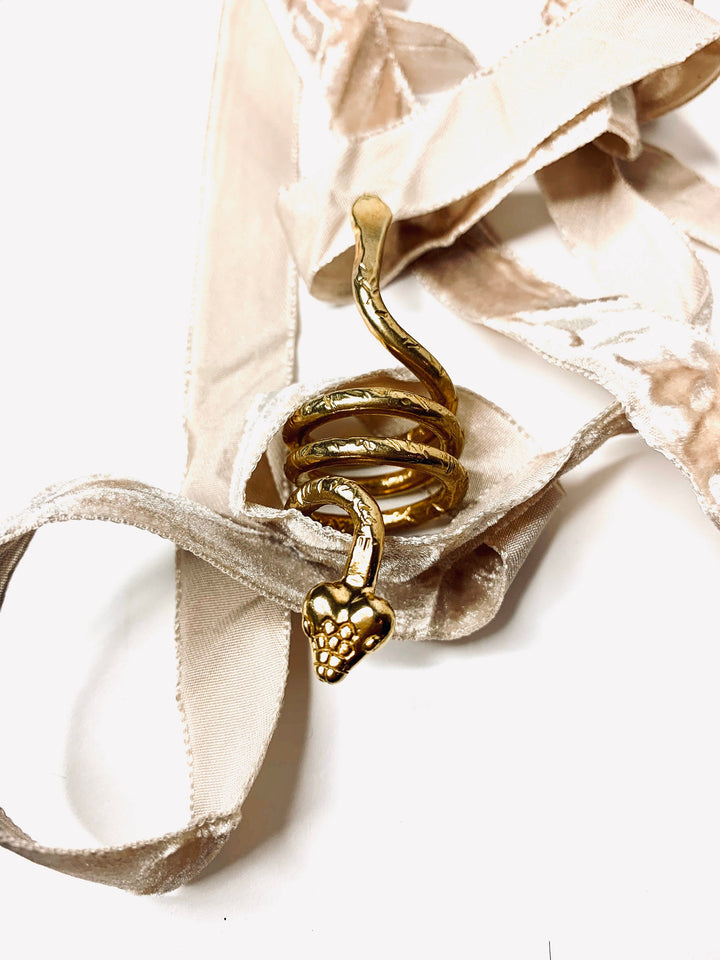 Wrap Snake Finger Ring.