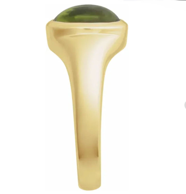 14K Yellow Natural Peridot Signet Ring